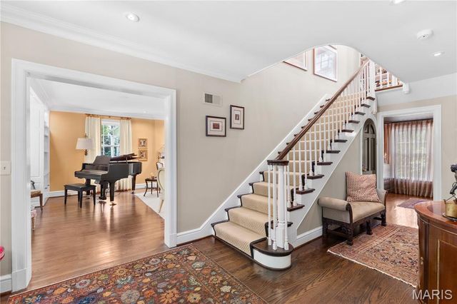 52 Fairmount Drive, Alton, IL 62002