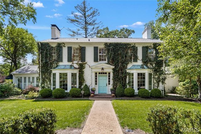 52 Fairmount Drive, Alton, IL 62002