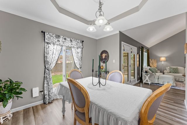 3371 Briar Ridge Way, Columbus, IN 47203