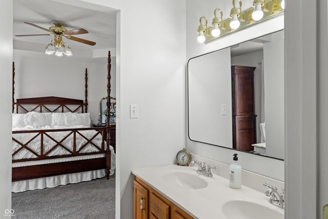 3371 Briar Ridge Way, Columbus, IN 47203