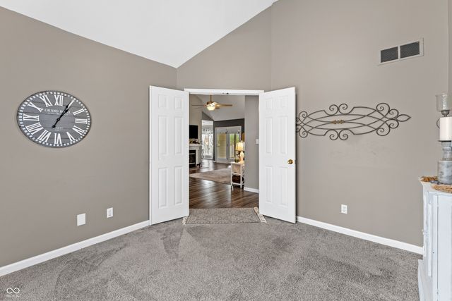 3371 Briar Ridge Way, Columbus, IN 47203