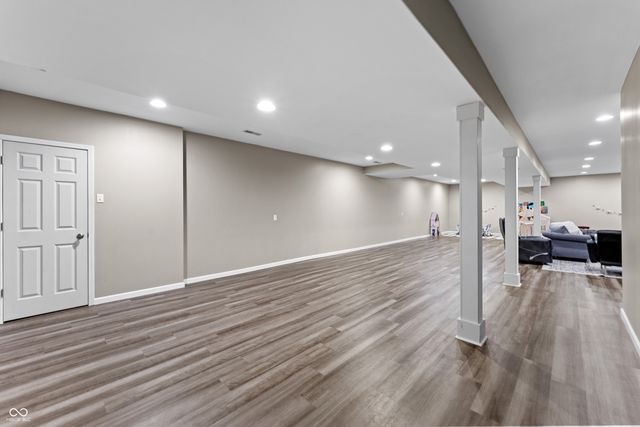 3371 Briar Ridge Way, Columbus, IN 47203