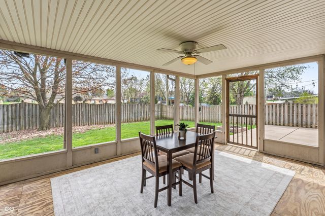 3371 Briar Ridge Way, Columbus, IN 47203