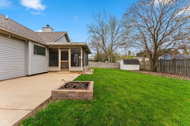 3371 Briar Ridge Way, Columbus, IN 47203