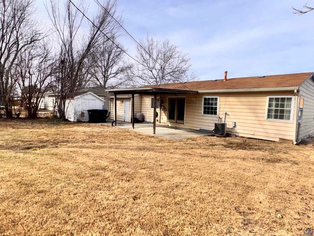 5625 SW 16th ST, Topeka, KS 66604