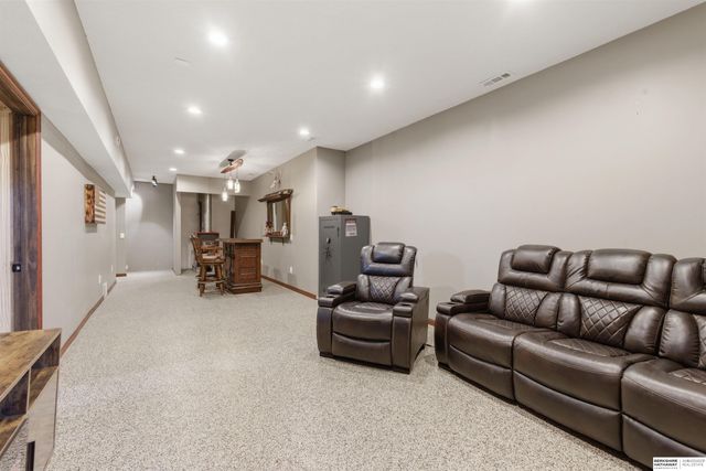 2914 Ashland Road, Plattsmouth, NE 68048