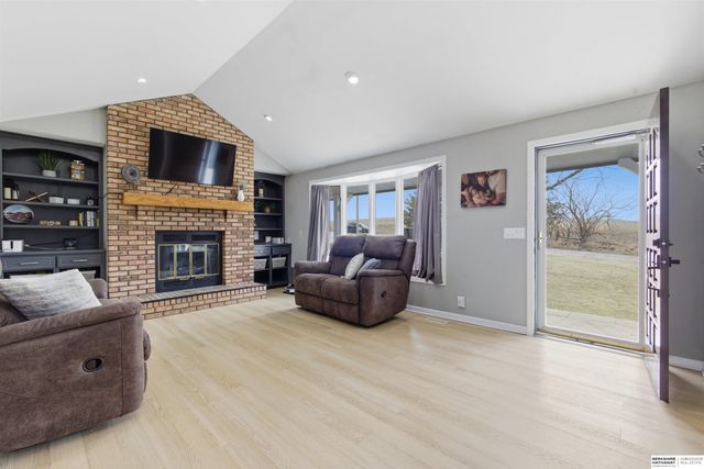 2914 Ashland Road, Plattsmouth, NE 68048