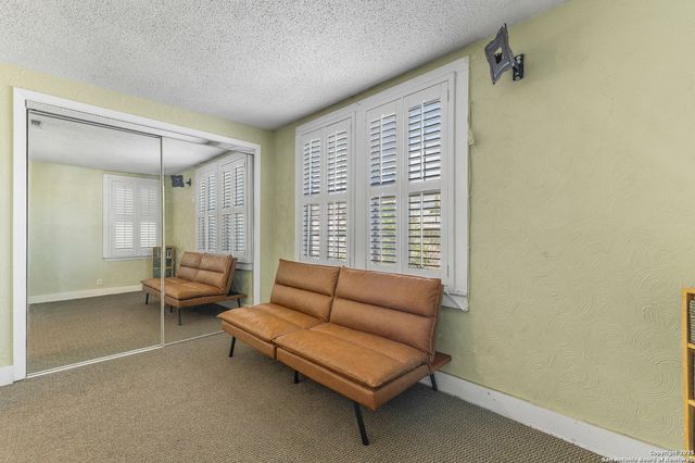 1605 W Winnipeg Ave, San Antonio, TX 78225