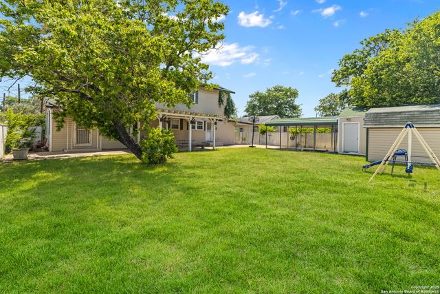 1605 W Winnipeg Ave, San Antonio, TX 78225