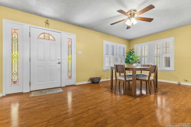 1605 W Winnipeg Ave, San Antonio, TX 78225