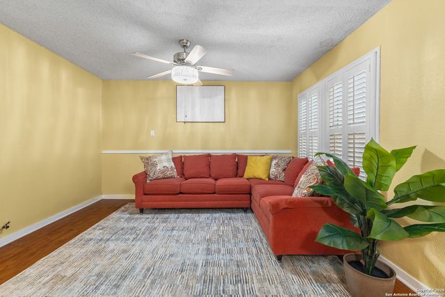 1605 W Winnipeg Ave, San Antonio, TX 78225