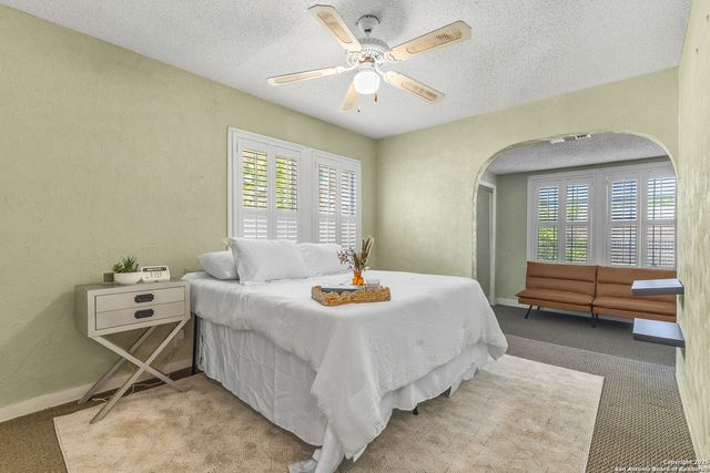 1605 W Winnipeg Ave, San Antonio, TX 78225