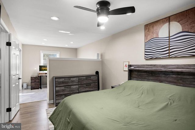 21 LONGHURST RD, Marlton, NJ 08053