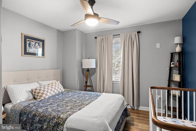 21 LONGHURST RD, Marlton, NJ 08053