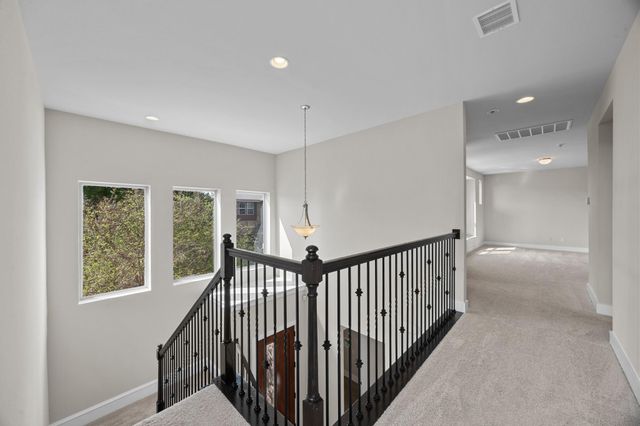 1004 Sue Ann Rose DR, Austin, TX 78717