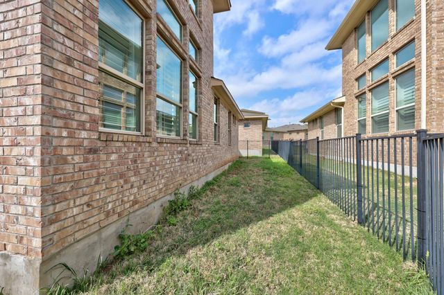 1004 Sue Ann Rose DR, Austin, TX 78717
