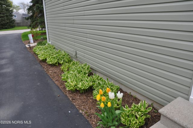 28845 Starlight Road, Perrysburg, OH 43551