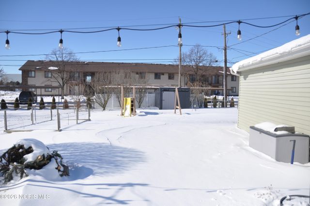 28845 Starlight Road, Perrysburg, OH 43551