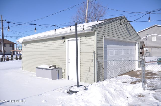 28845 Starlight Road, Perrysburg, OH 43551