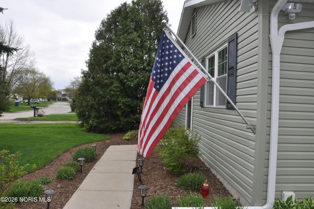 28845 Starlight Road, Perrysburg, OH 43551