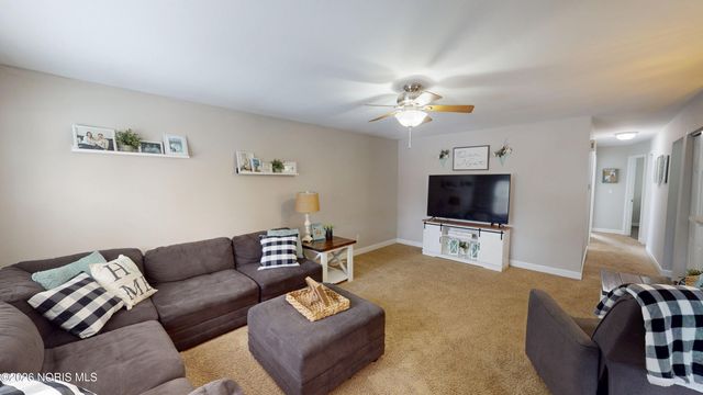 28845 Starlight Road, Perrysburg, OH 43551