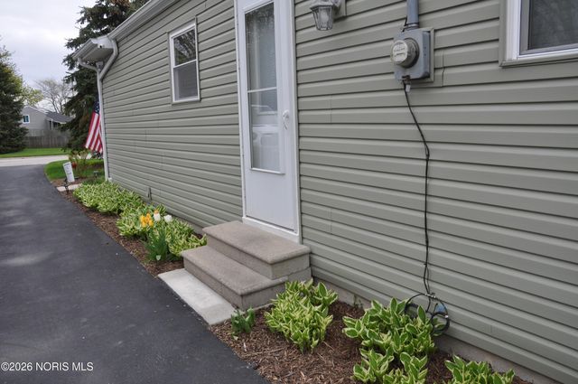 28845 Starlight Road, Perrysburg, OH 43551