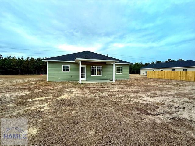 263 Lanier Road NE, Ludowici, GA 31316