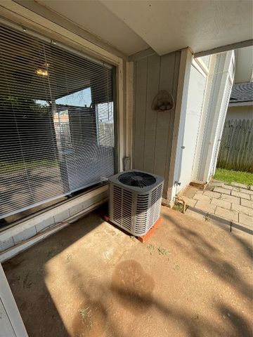 301 Kendra Drive, Oklahoma City, OK 73110