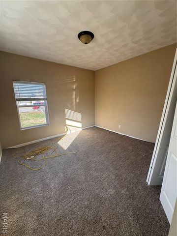 102 Karl Place, O'fallon, IL 62269