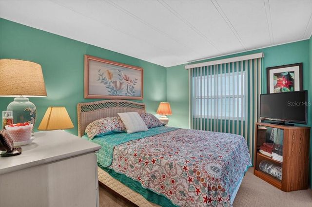 8534 IMPERIAL CIRCLE, Palmetto, FL 34221