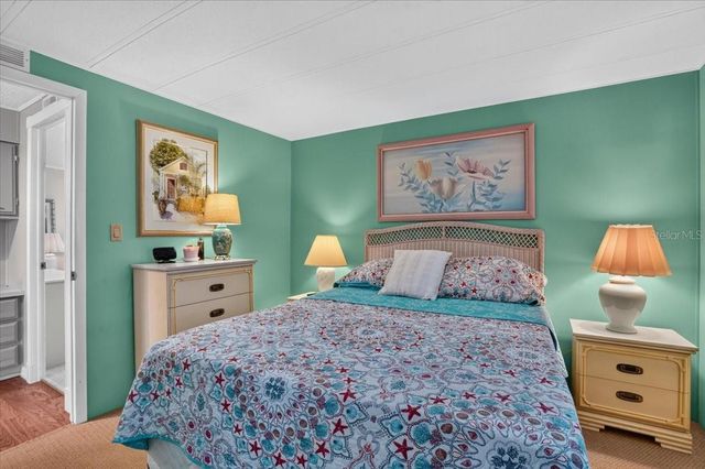 8534 IMPERIAL CIRCLE, Palmetto, FL 34221