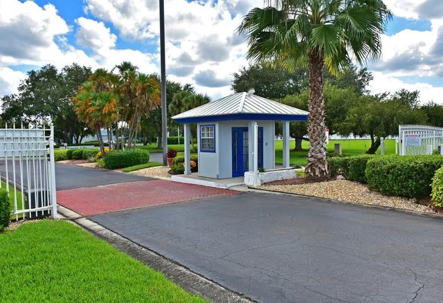 8534 IMPERIAL CIRCLE, Palmetto, FL 34221