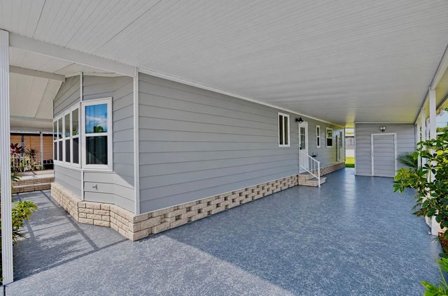 8534 IMPERIAL CIRCLE, Palmetto, FL 34221