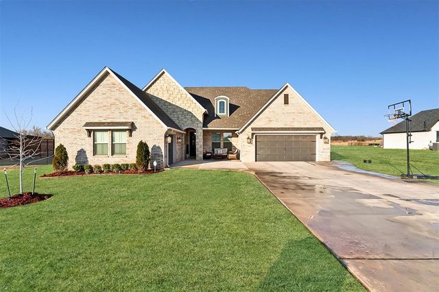 14265 White Falls Lane, Edmond, OK 73025