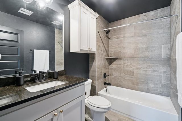 14265 White Falls Lane, Edmond, OK 73025