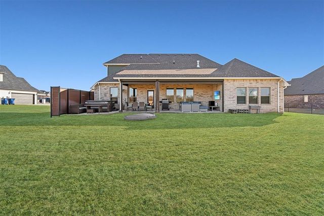 14265 White Falls Lane, Edmond, OK 73025