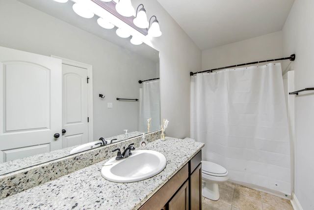 143 Magnolia Bluff Drive, Gray, LA 70359