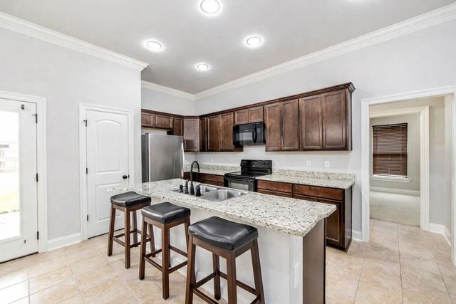143 Magnolia Bluff Drive, Gray, LA 70359