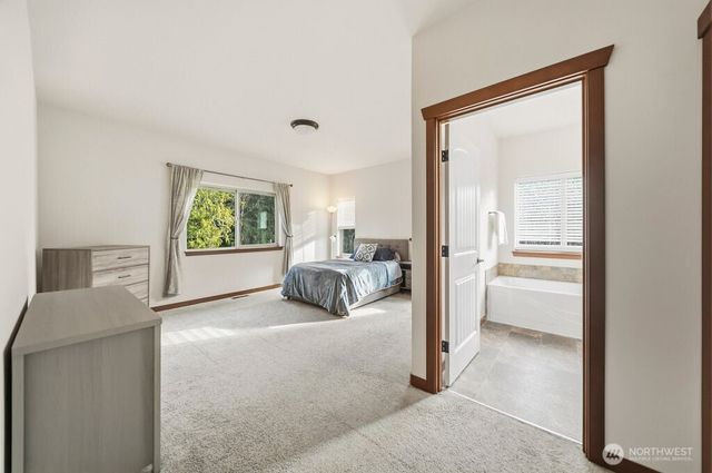 2436 NE Dynasty Drive, Poulsbo, WA 98370