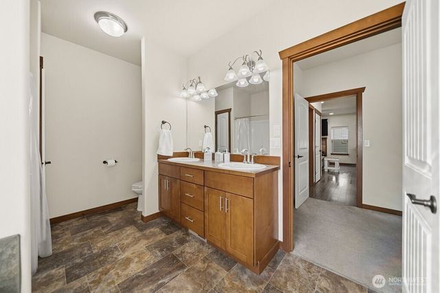 2436 NE Dynasty Drive, Poulsbo, WA 98370