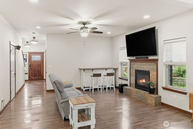 2436 NE Dynasty Drive, Poulsbo, WA 98370