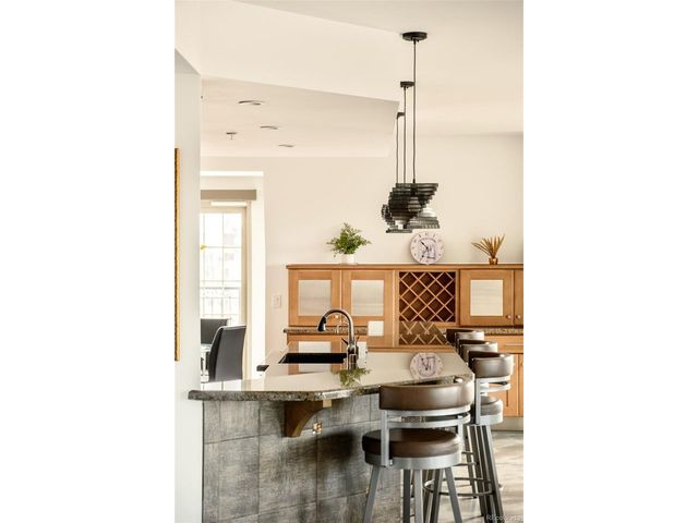 975 N Lincoln St 14D, Denver, CO 80203