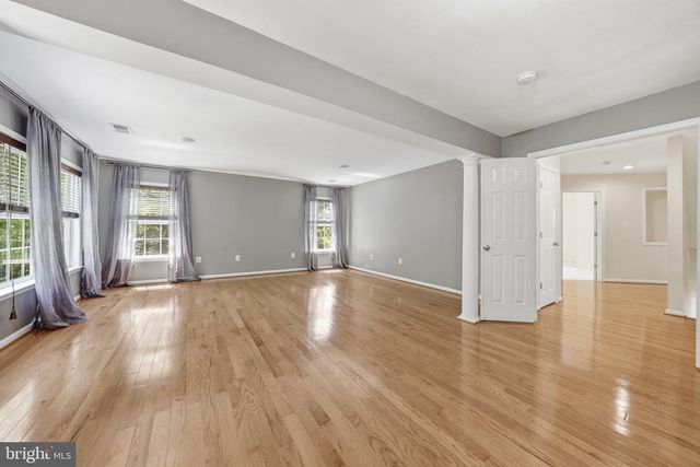 3679 EXPEDITION DR, Triangle, VA 22172