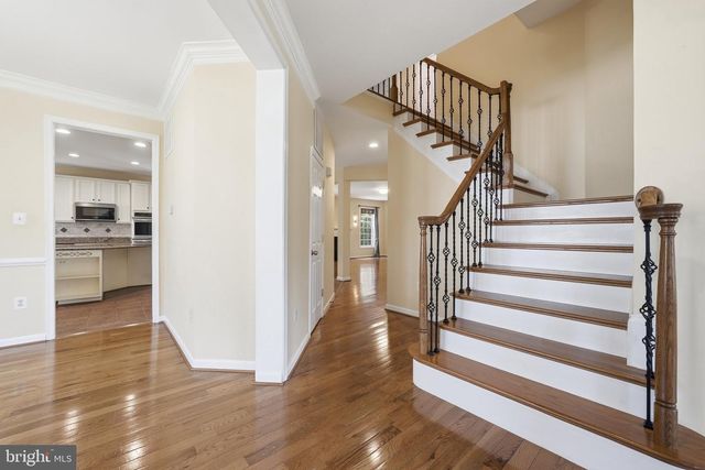 3679 EXPEDITION DR, Triangle, VA 22172