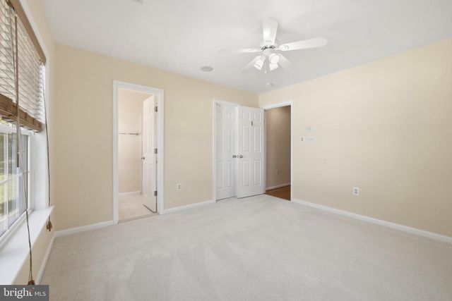 3679 EXPEDITION DR, Triangle, VA 22172
