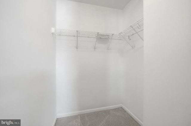 3679 EXPEDITION DR, Triangle, VA 22172