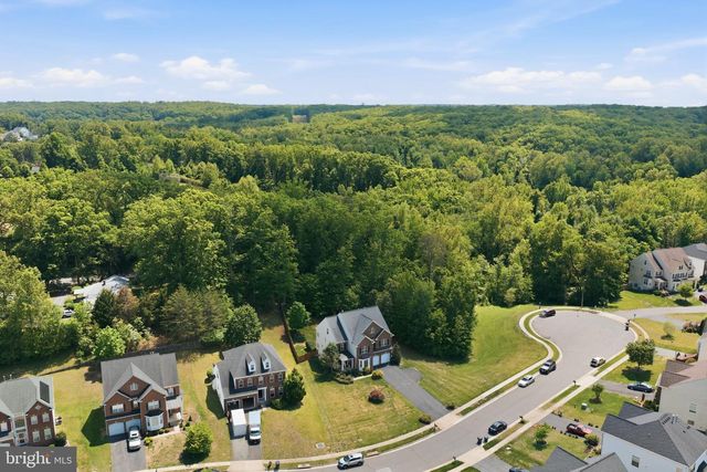 3679 EXPEDITION DR, Triangle, VA 22172