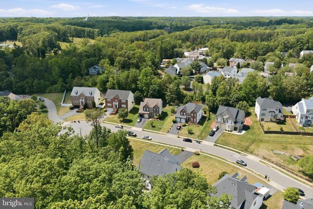 3679 EXPEDITION DR, Triangle, VA 22172