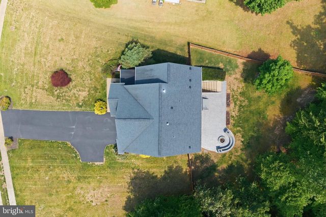 3679 EXPEDITION DR, Triangle, VA 22172