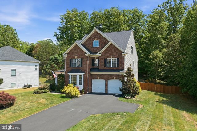 3679 EXPEDITION DR, Triangle, VA 22172